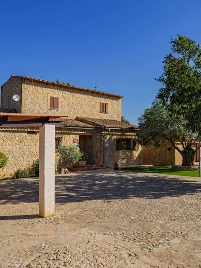 About the estate (11)