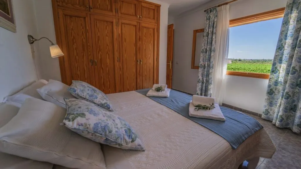 About the estate (9)